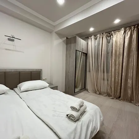 City Centre Apartment On Sakharov Square Yerevan Exterior photo